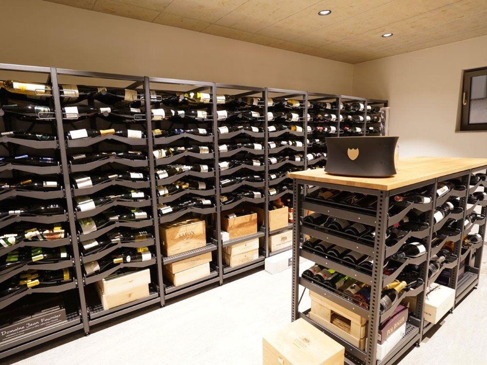 Xi Counter wine cellar